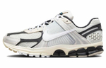 Кроссовки Nike Air Zoom Vomero 5
