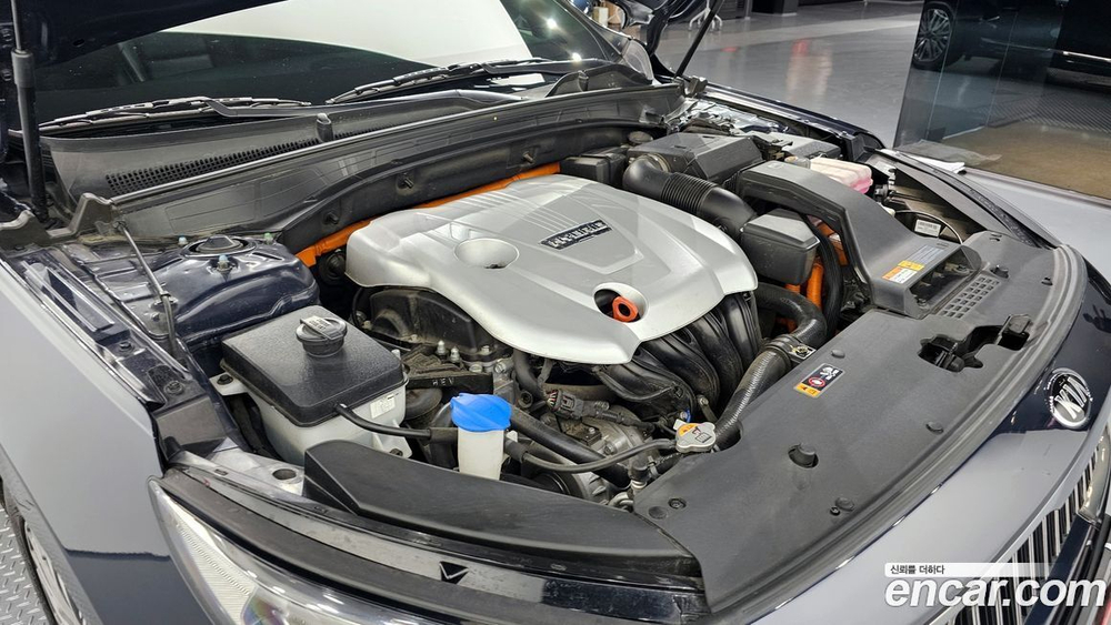 Kia K7 (Cadenza) Premier Hybrid Noblesse (07.2020)