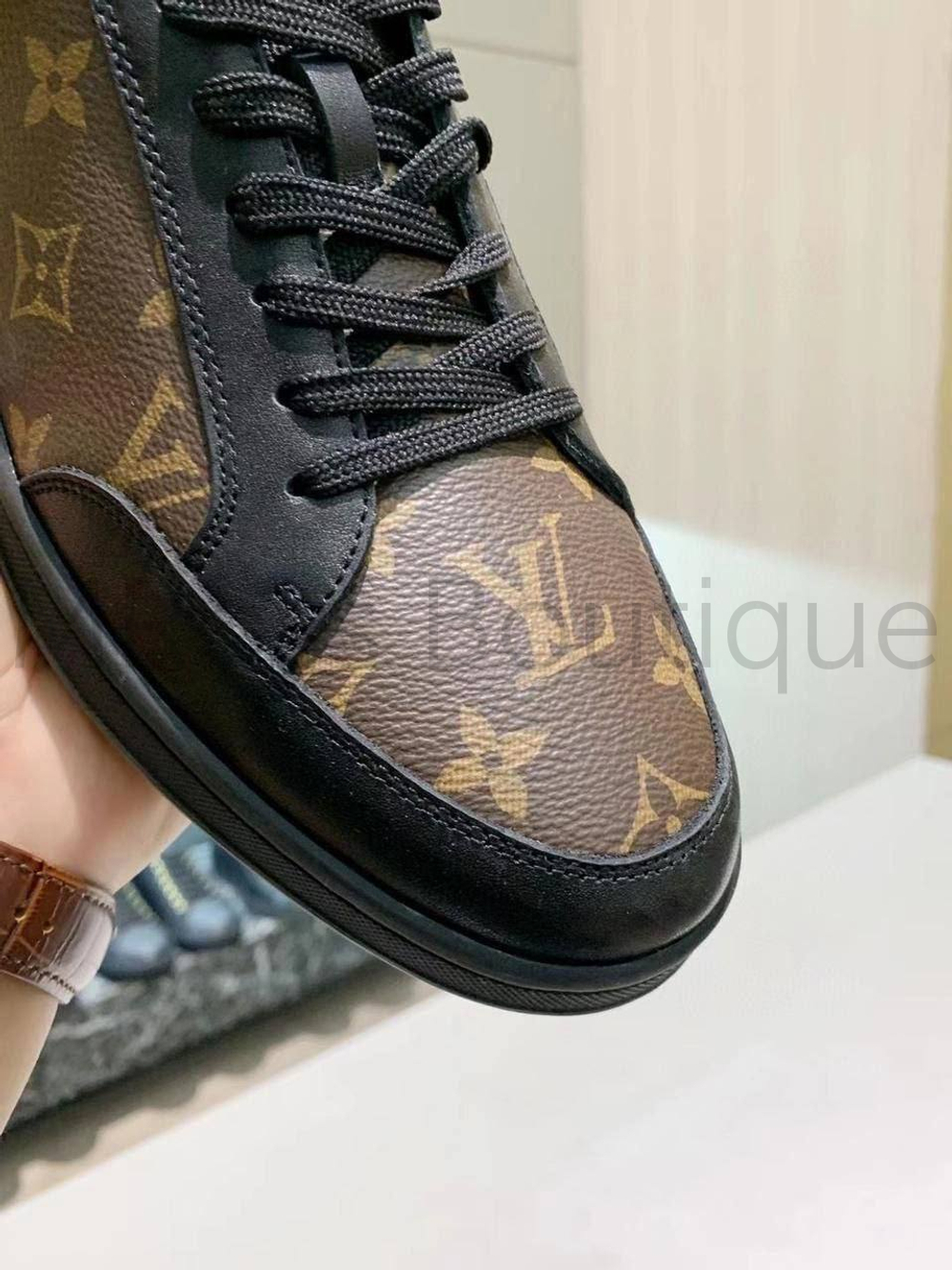 Offshore louis vuitton deals