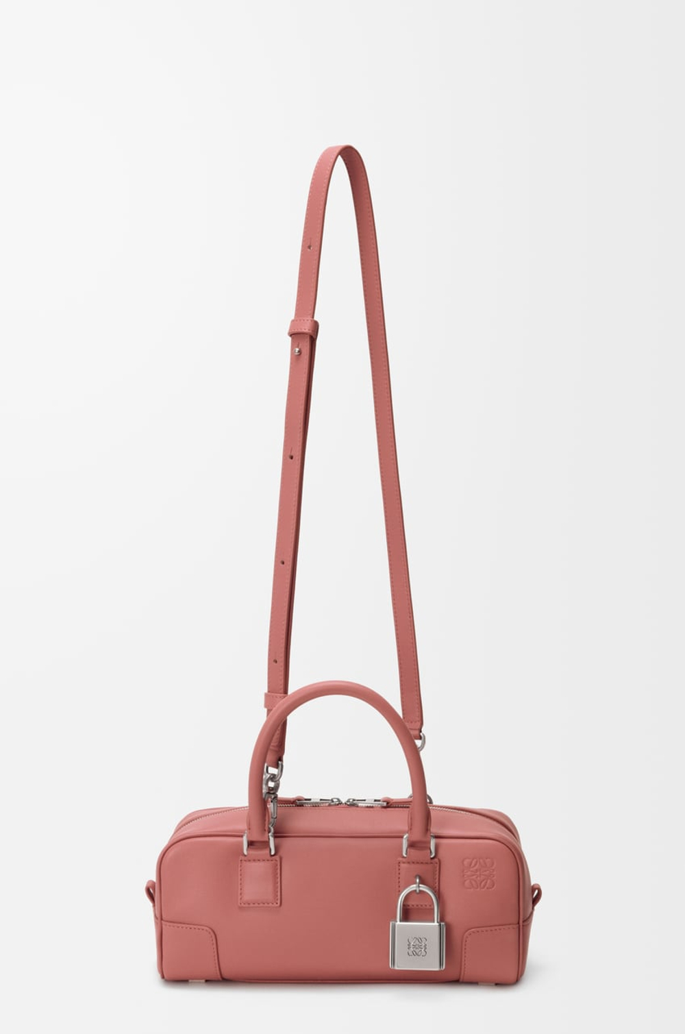 Loewe Укороченная сумка Amazona 23 из блестящей телячьей кожи, красноватый