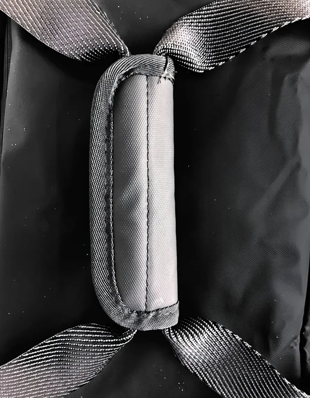 Сумка спортивная непромокаемая QOZA, черная, 24 л