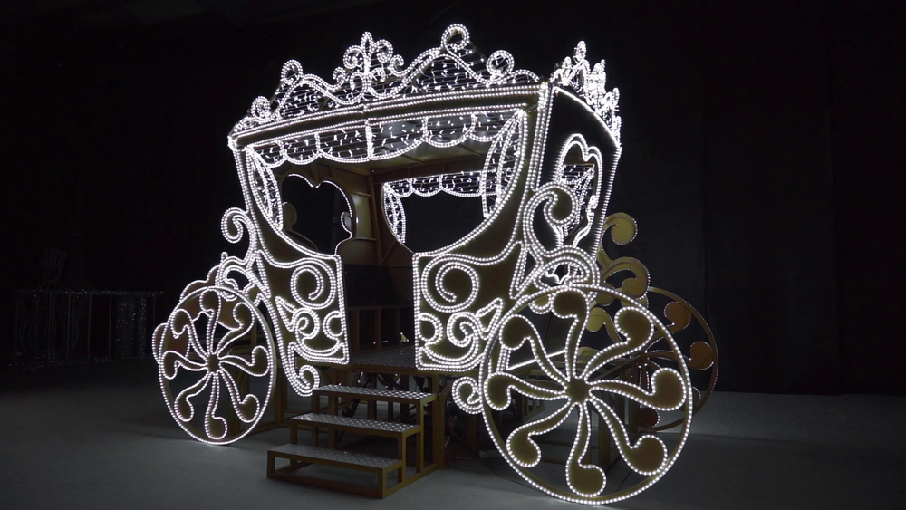 Новогодняя фотозона "Карета"