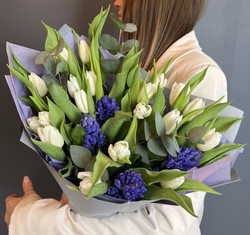 Букет "Flora Стандарт" (Гиацинт, Тюльпан)