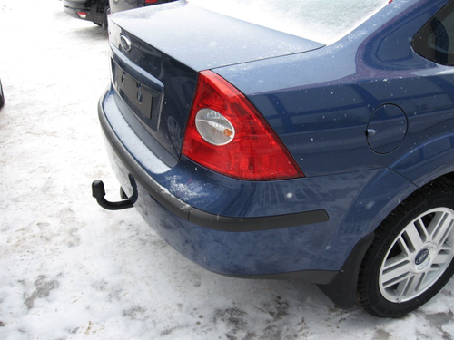 Фаркоп для Ford Focus II седан (2004-2011) (без электрики) (паспорт и сертификат) AvtoS.FD20