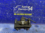 Суппорт тормозной задний левый TOYOTA CAMRY 1993