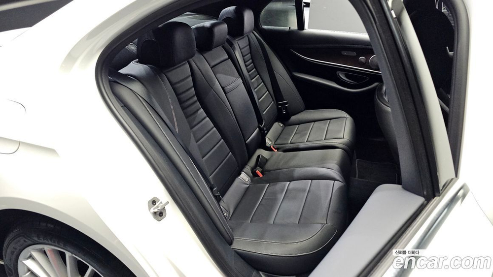 Mercedes-Benz E-Class W213 E220d 4MATIC Exclusive (02.2022)