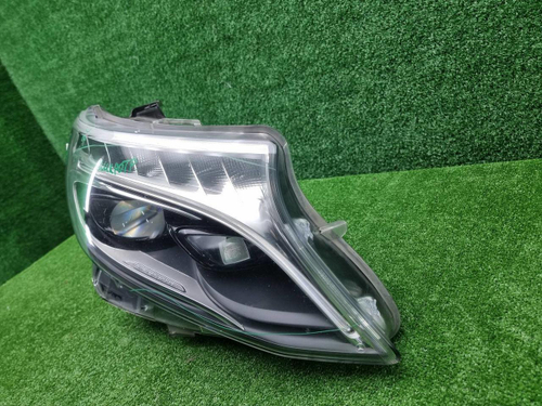 Фара правая Mercedes V W447 (2014-н.в.) LED