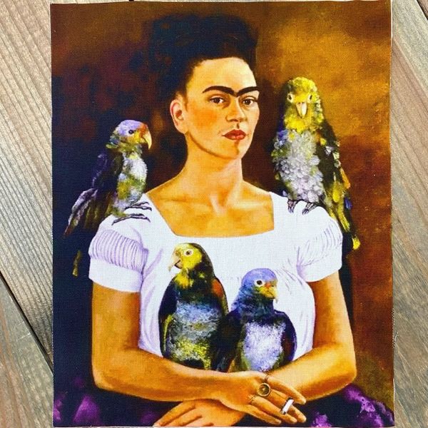 Я И МОИ ПОПУГАИ, Фрида Кало.  Панно, холст 25 / 20 см 1