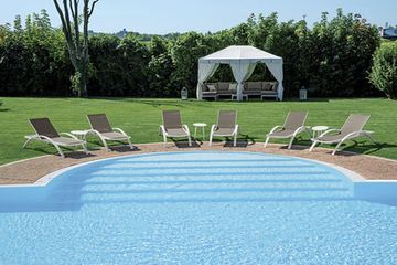 Шезлонг металлический Oliver белый/тортора Felicita Италия