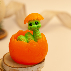 Змейка в мандарине