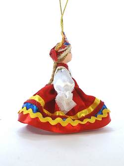 Кукла-подвеска в русском костюме Плясунья