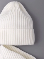 Шапка и снуд для девочки осенняя