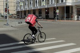 "Самокат" расширяет ассортимент и ускоряет доставку