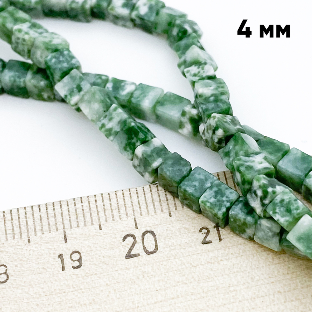 Моховый агат, размер около 4,1-4,3 мм, цена за 45-46 шт (1/2 нити)