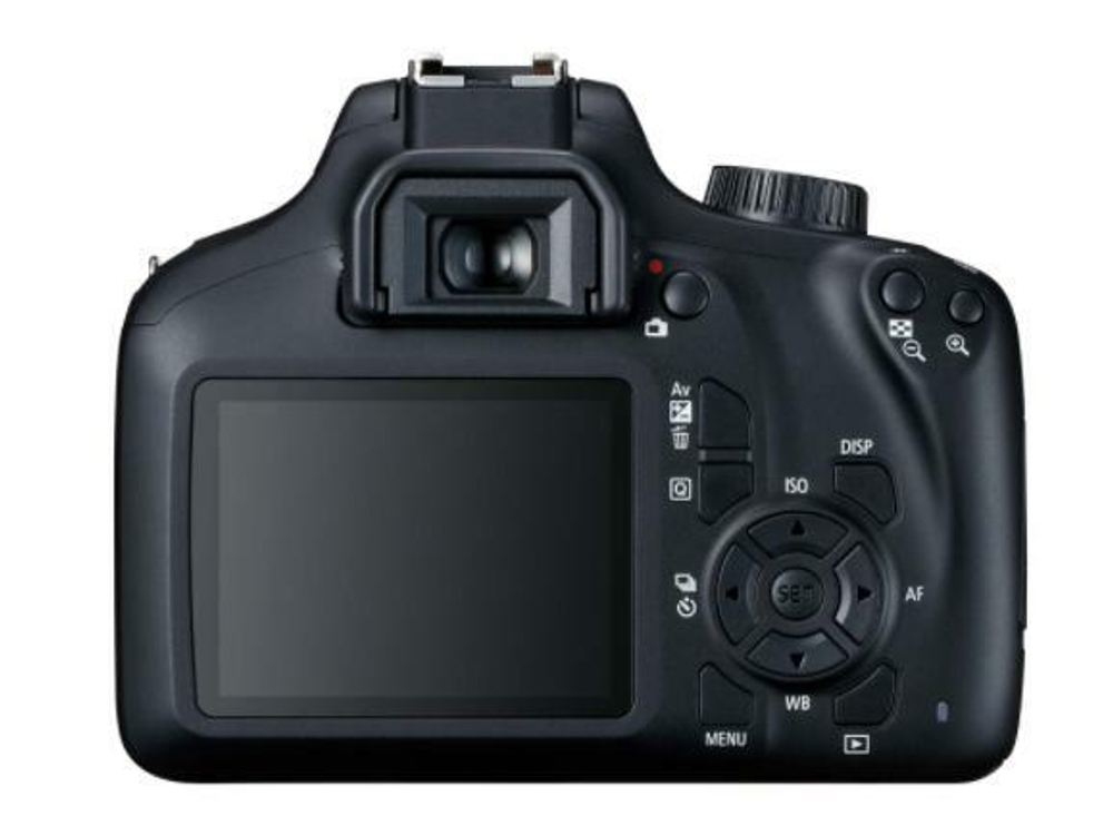 Canon EOS 1500D Kit EF-S 18-55mm f/3.5-5.6 IS II