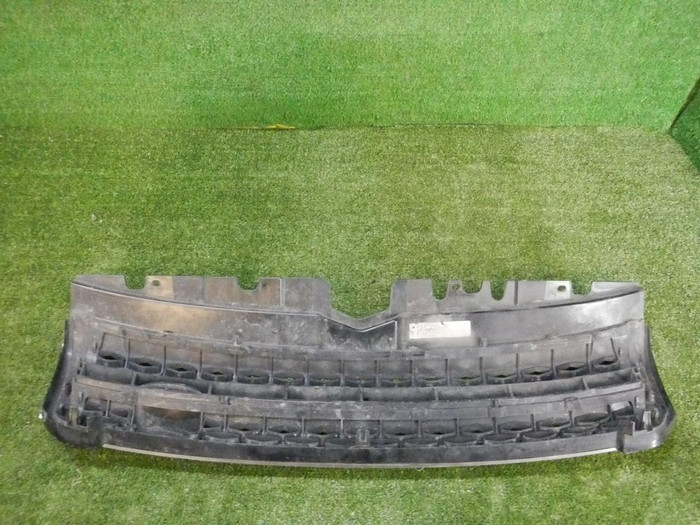 Решетка радиатора Range Rover Evoque 1 (2015-2018)