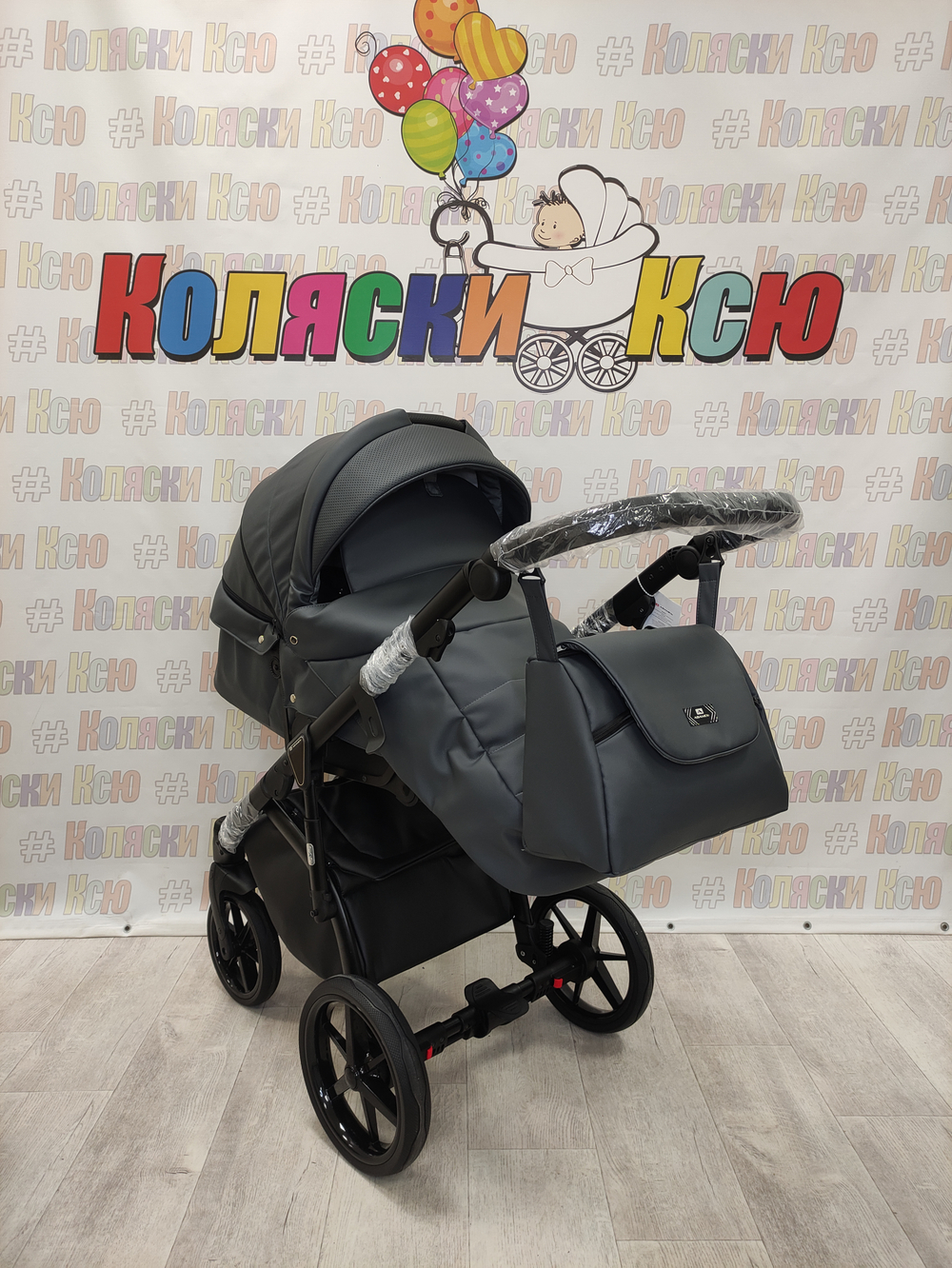 Коляска модульная Adamex Bibione Deluxe BI-SA4