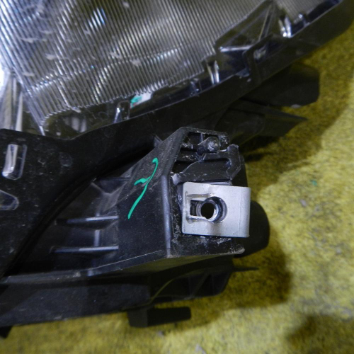 Фара левая Toyota Rav 4 CA40 (2015-2019) LED
