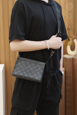 Сумка через плечо Louis Vuitton Gaston Vearable