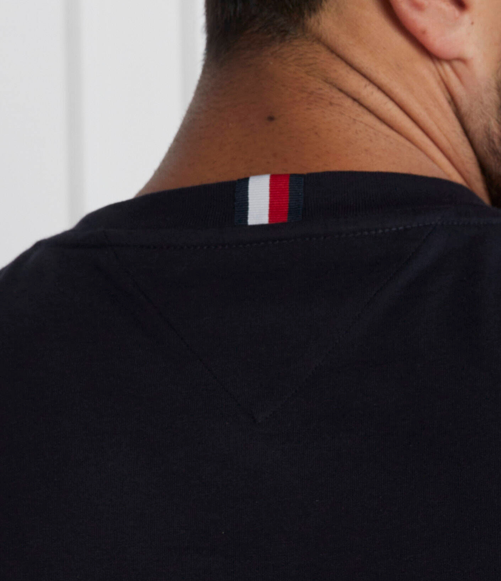 Футболка CENTER CHEST STRIPE TEE Tommy Hilfiger - темно-синий(MW0MW32618)