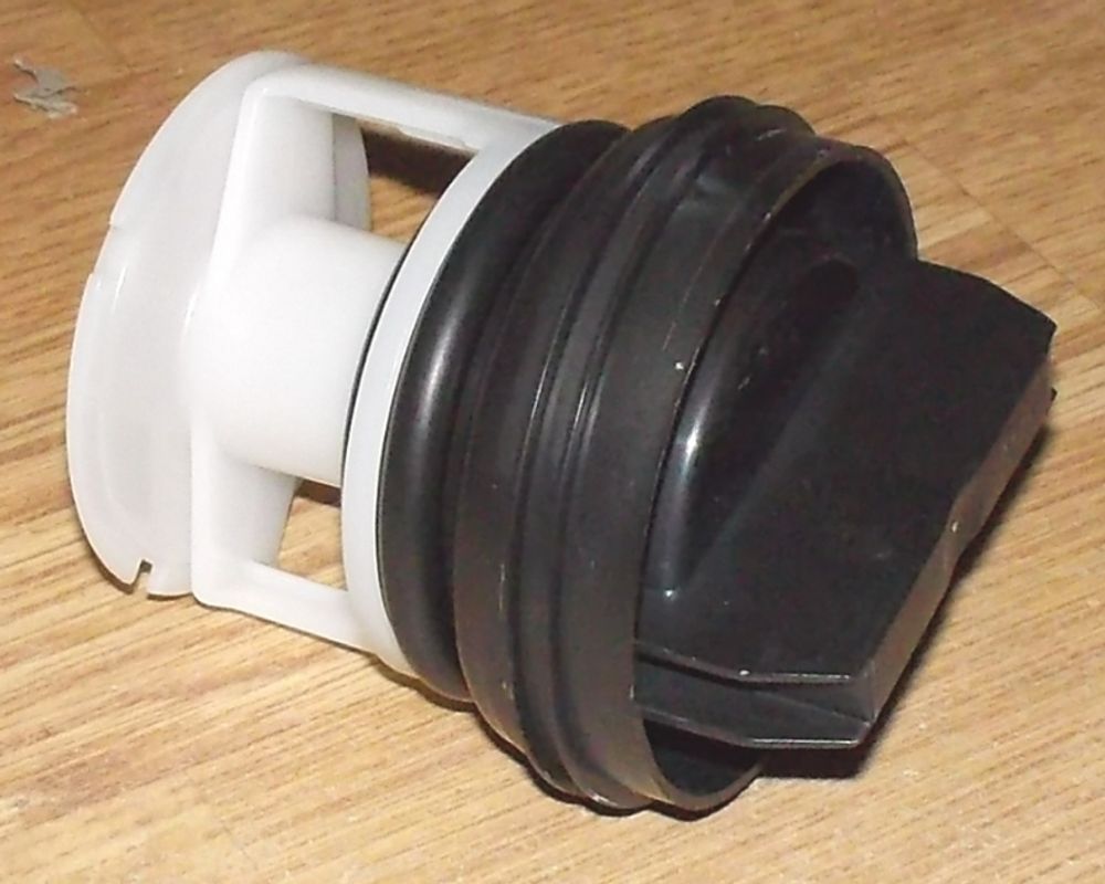 Фильтр сливного насоса (помпы) для стиральной машины Indesit (Индезит) /Ariston (Аристон) 297161