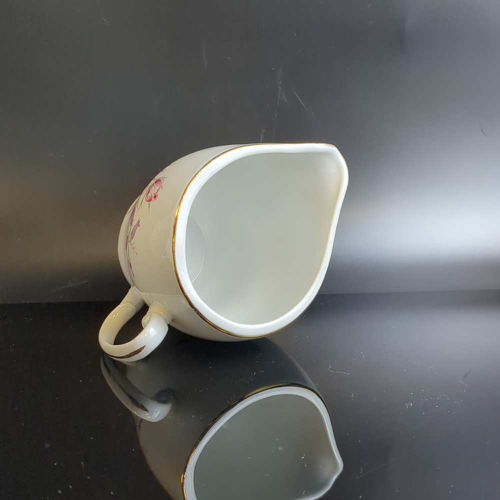 Молочник фарфоровый изящные цветы, Wloclawek porcelana, золочение, винтаж Польша, времён СССР 1967-1973 гг