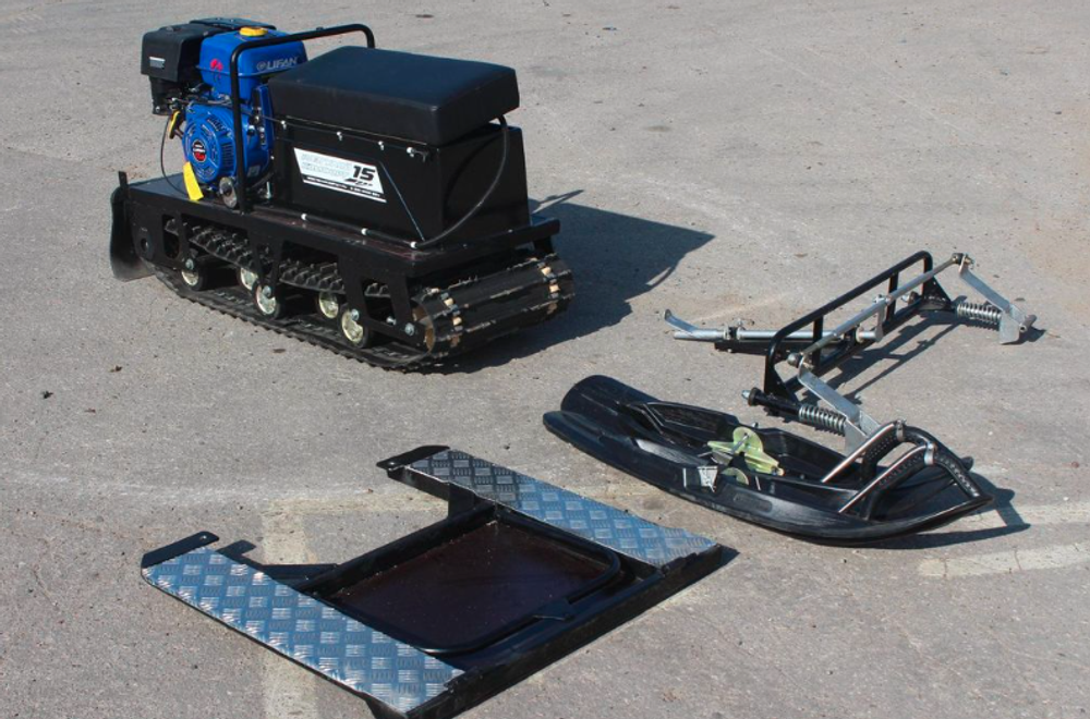 Мотобуксировщик РАЗГУЛЯЙ-15 Стандарт с лыжным модулем