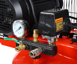 Компрессор пневматический 220В 2.2кВт 8атм. 300л/мин. ресивер-120л поршн. ремен. вертикальный GTE