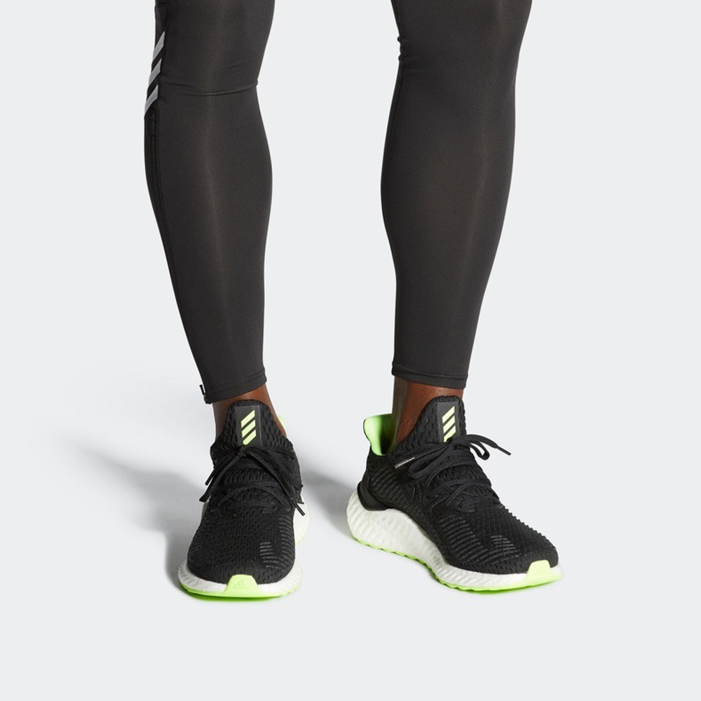 Кроссовки Adidas Alphaboost