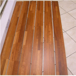 Массивная доска Komofloor Кемпас 1820х150х15 лак