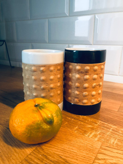 Кружка большая фарфоровая без ручки с берестой. Коллекция Dots (Пупырышки или Точки)