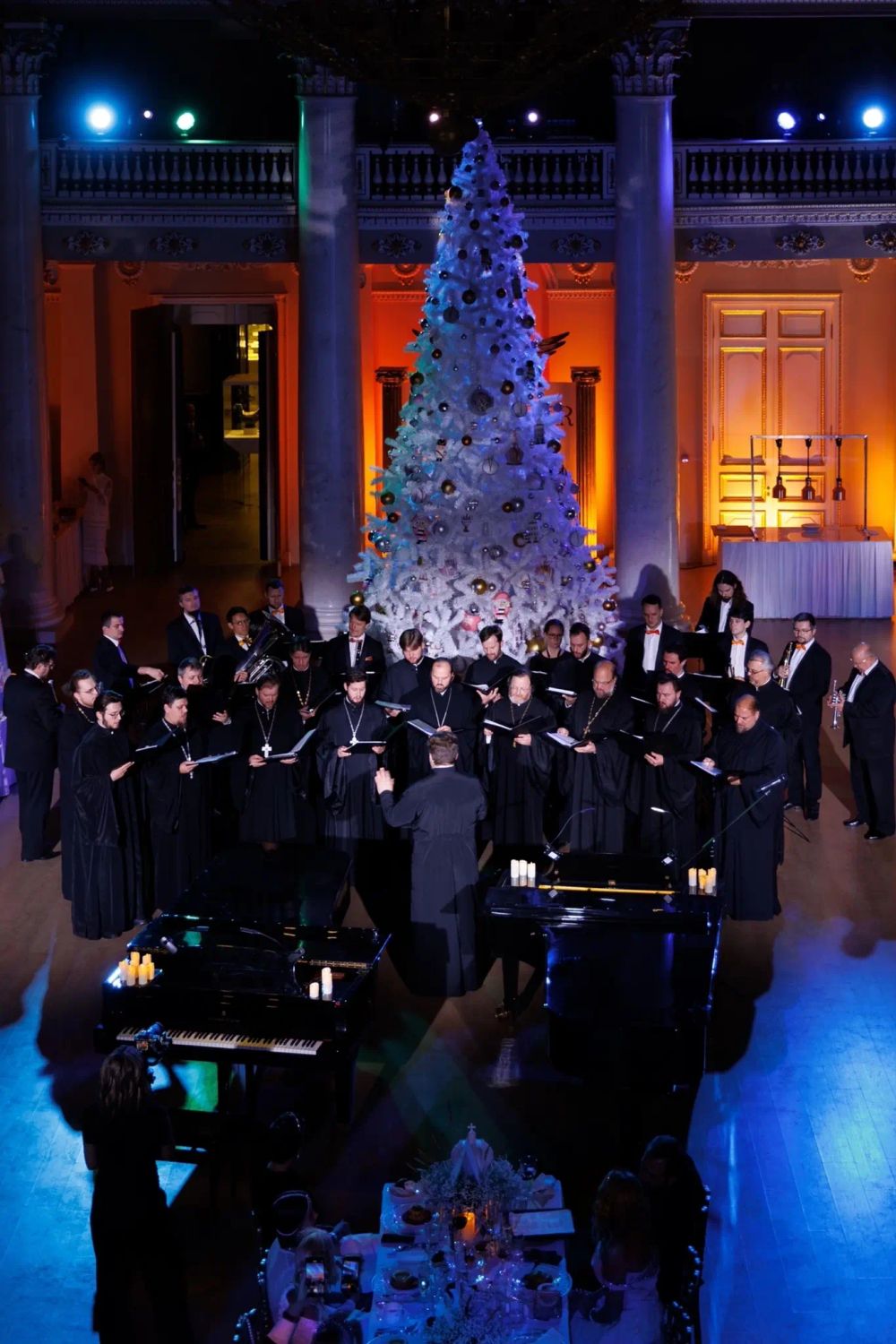 Большая белая елка «Рублевская» (белая пвх) от 3 до 8 м