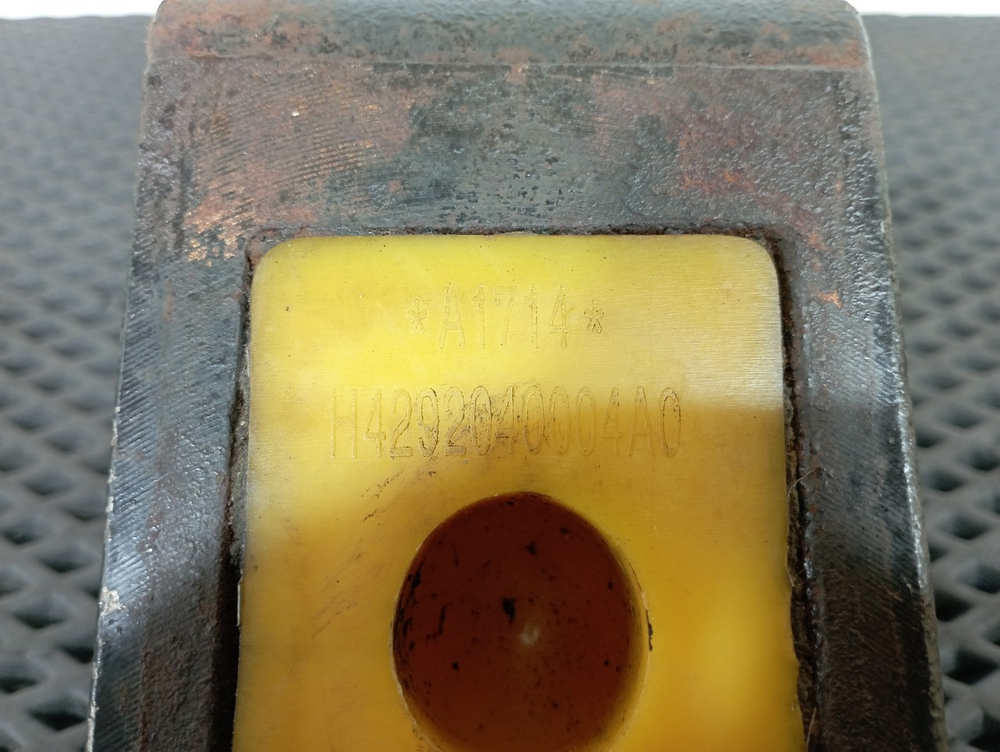 Отбойник рессоры 2022г