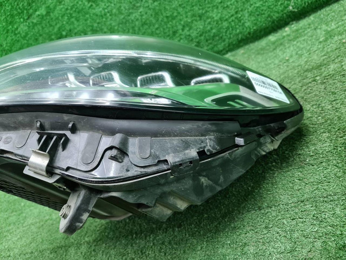 Фара левая Mercedes C w205 (2018-2023) LED