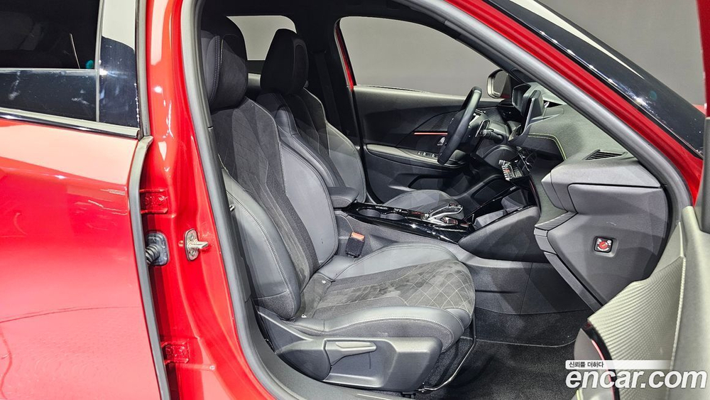 Peugeot 2008 2 Generation 1.5 BlueHDi GT Line (06.2020)