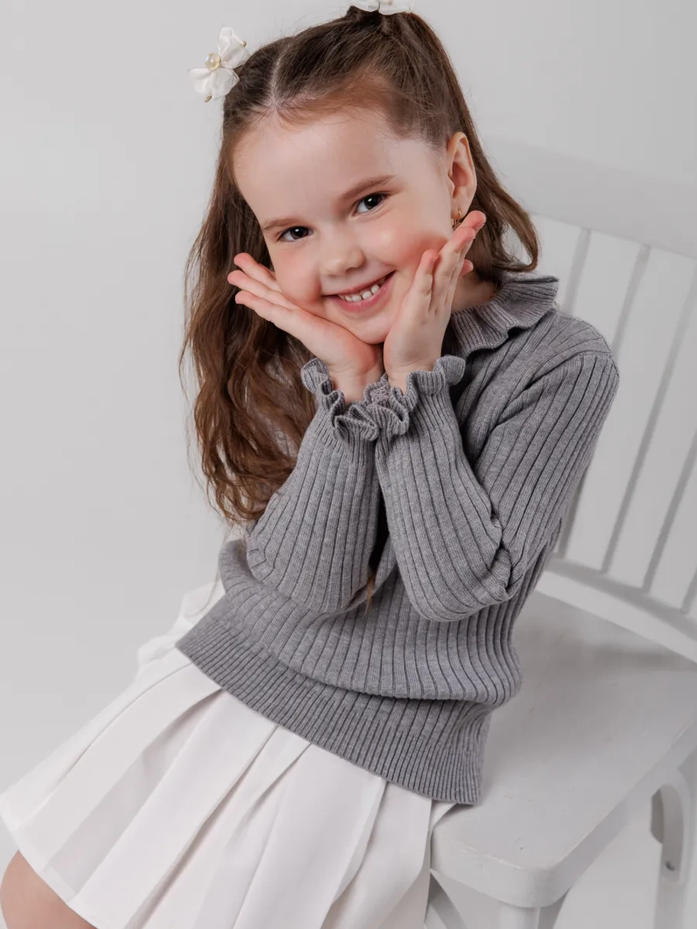 Джемпер для девочки с воланами