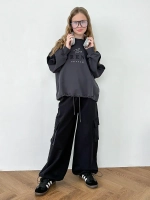 Спортивный костюм для девочки в школу