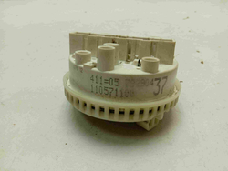 LAVALOGIC1410 кт213 Датчик уровня воды для стиральной машины AEG 110571100 б/у