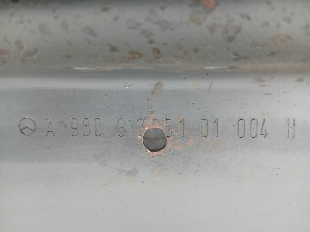 Траверса рамы поперечная