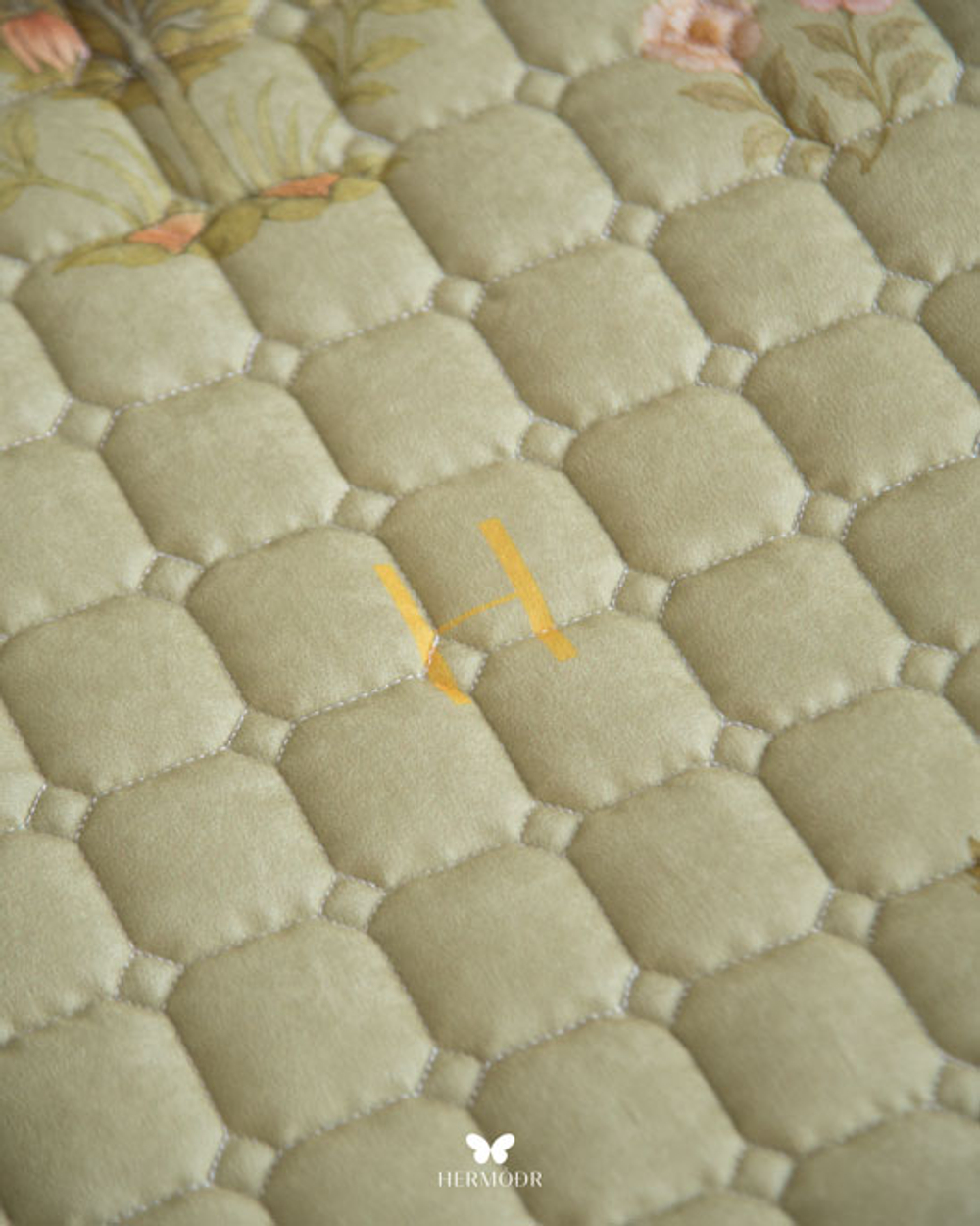 Комплект стеганного покрывала и 3 наволочек Soufiyan Matcha Green Hermodr 130220302 Иран