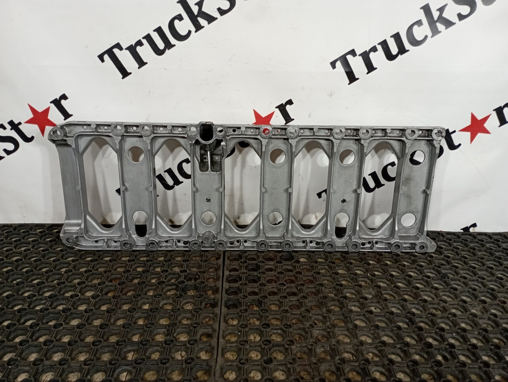 Плита двигателя 2018г.