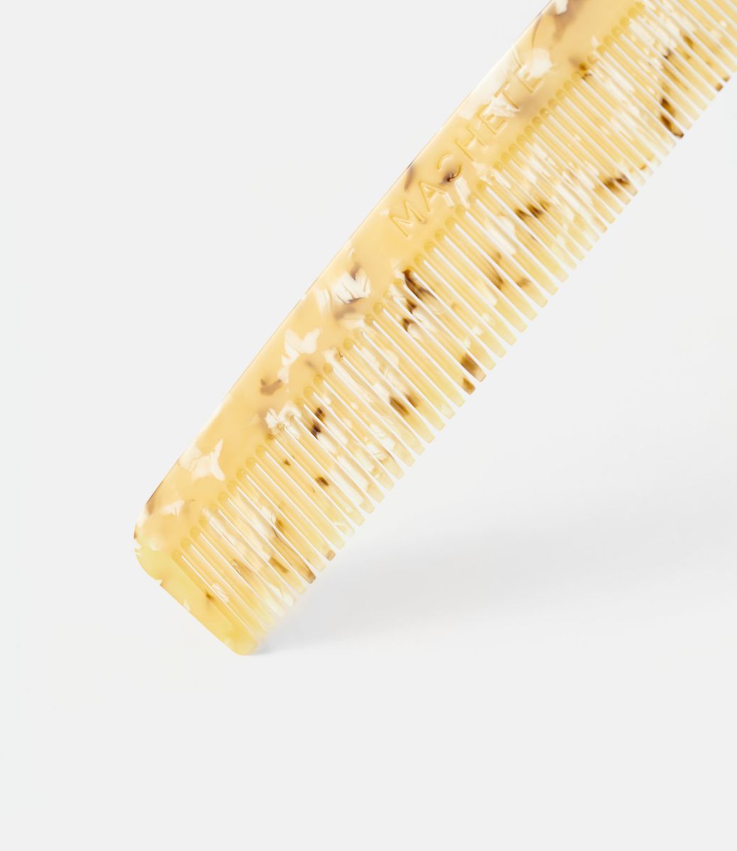 Machete No.1 Comb in Mango Tortoise — расчёска из ацетата