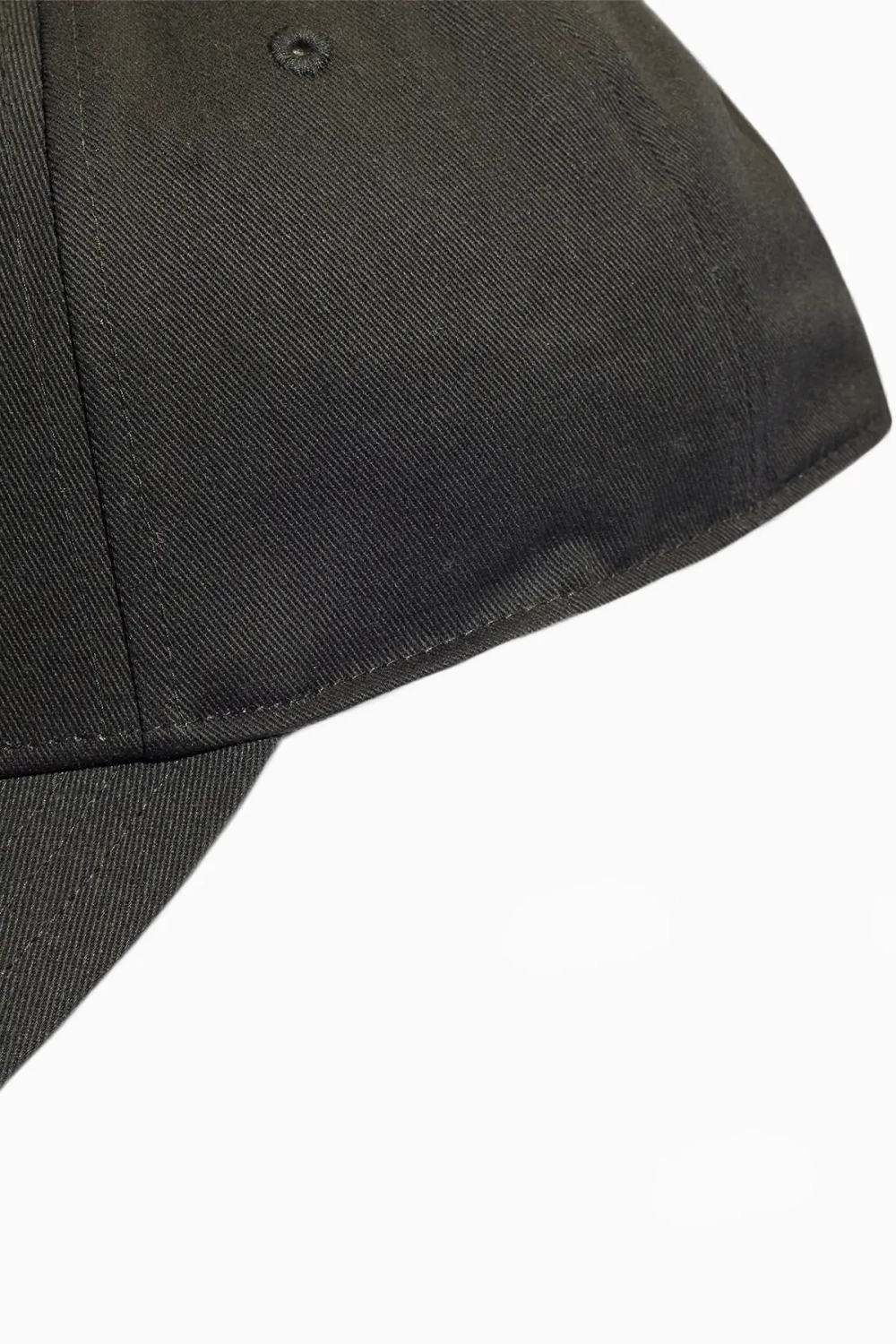 Кепка adidas Metallic Trefoil Baseball - черный