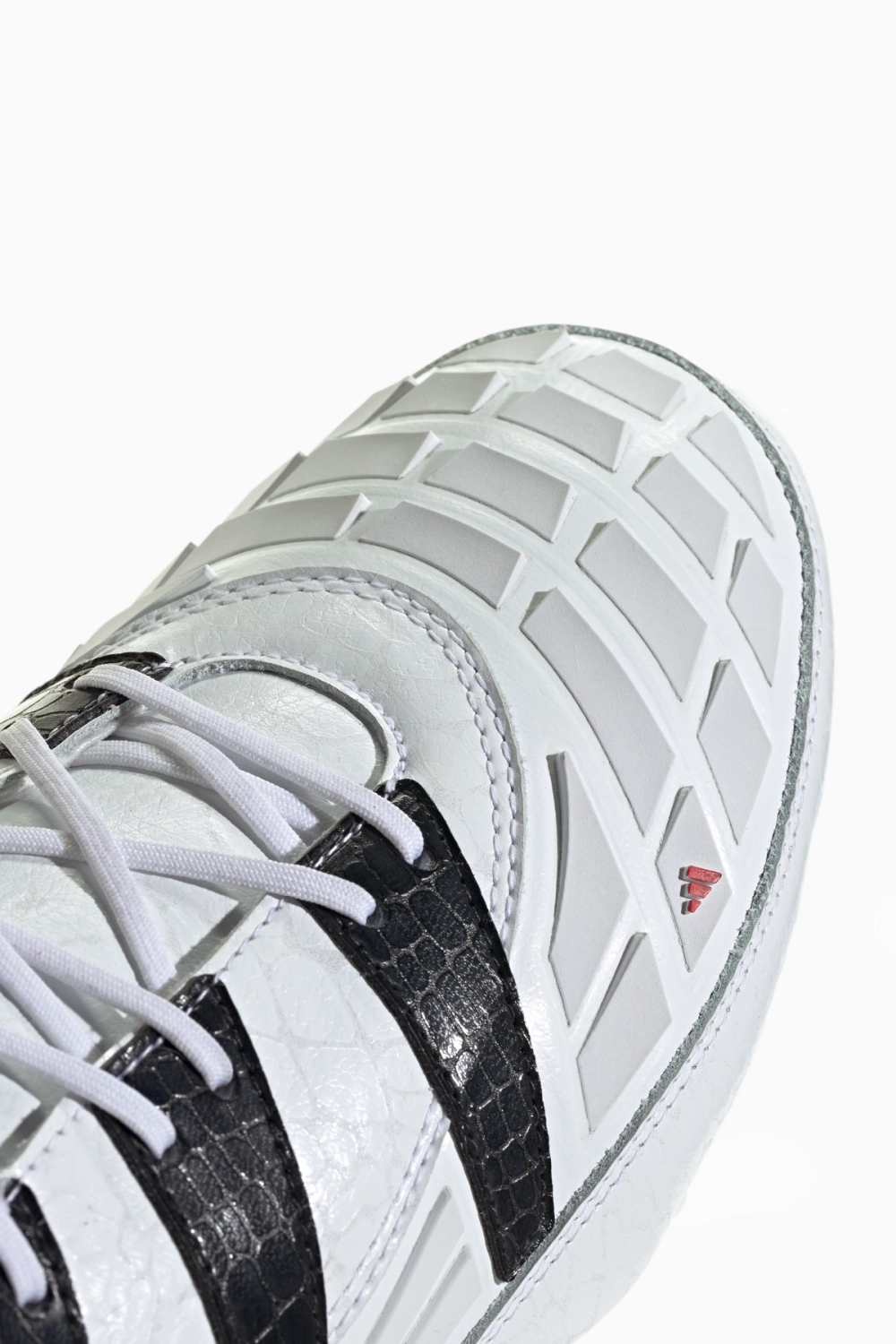 Бутсы adidas Predator 94 Reverse FG - белый