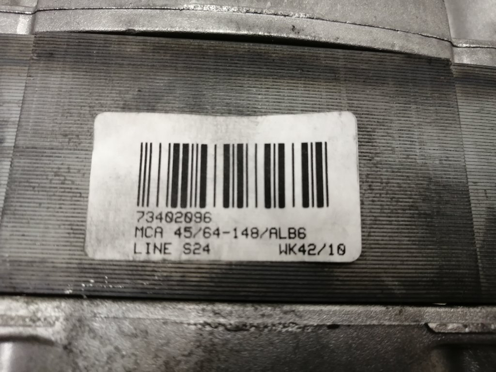 AWE7527/1 кт119 Двигатель для стиральной машины Whirlpool 461973082476 б/у