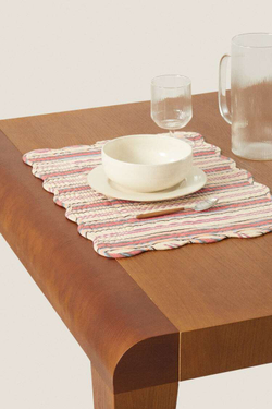 ZARA HOME СТЕГАНАЯ САЛФЕТКА, КЛУБНИКА