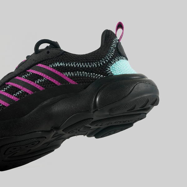 Кроссовки женские Adidas Originals Haiwee артикул:EF4457 - купить в магазине Дайс