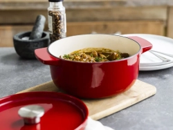 KitchenAid Чугунная кастрюля 22 см 3,3 л красная