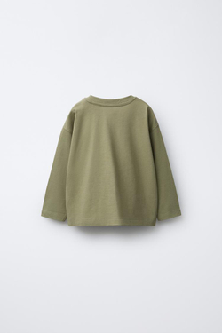 ZARA ФУТБОЛКА С ПРОРЕЗИНЕННЫМ ПРИНТОМ ЖИВОТНОГО, ХАКИ