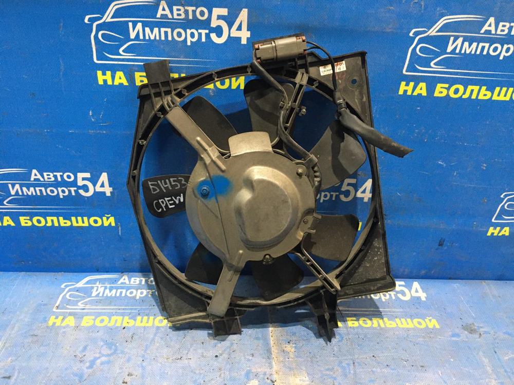 Диффузор радиатора кондиционера MAZDA PREMACY 2001-2005